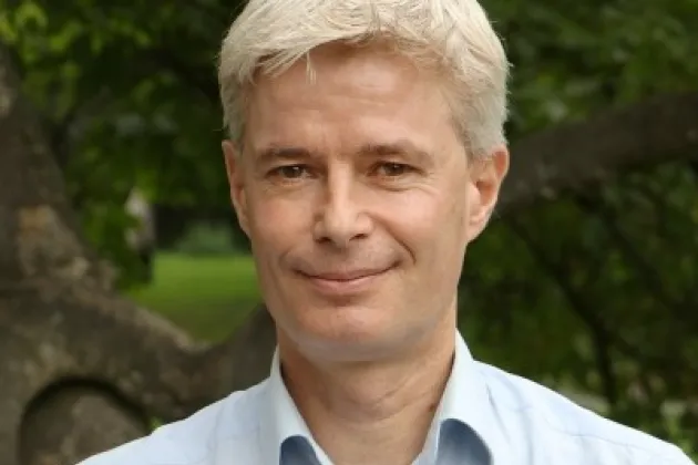 Portrait photo: Jonathan Andrew